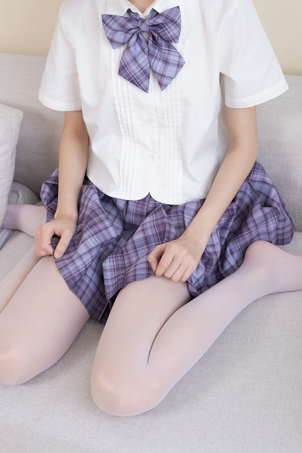 紧急企划 – Y004 [80P]-咪咪大车灯