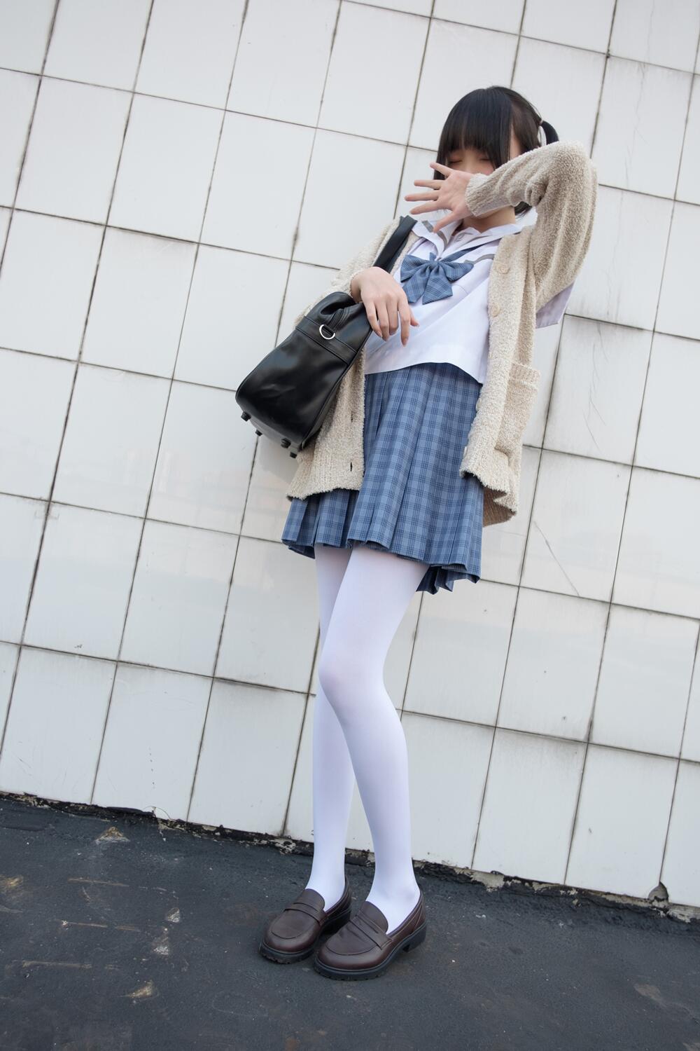森萝财团 SSR-001 [74P]-咪咪大车灯