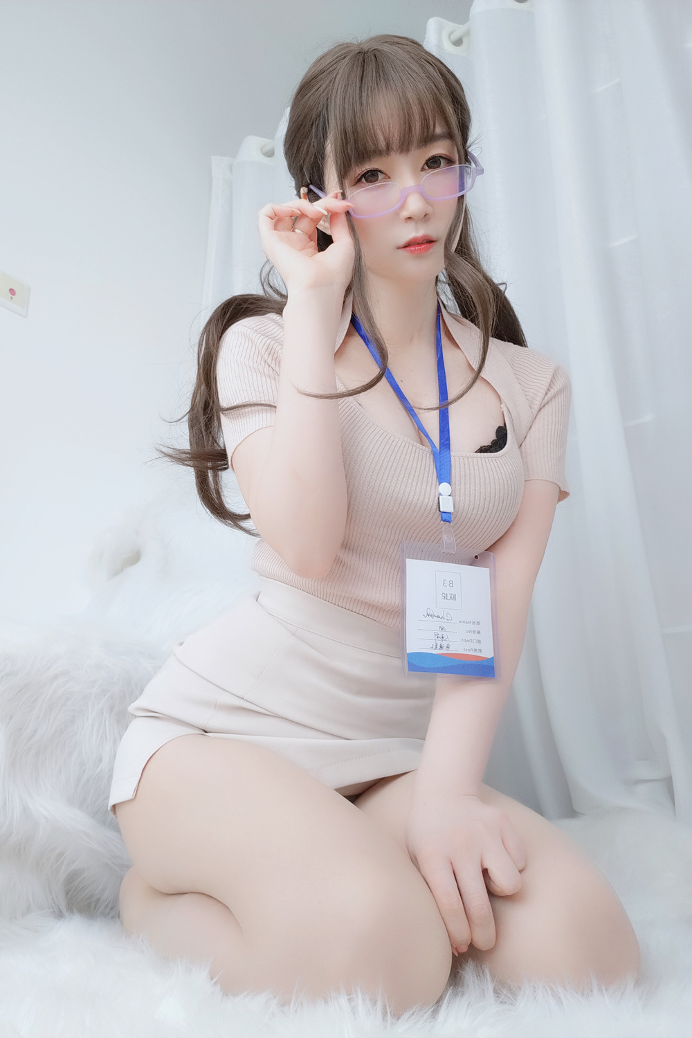 白银81 – 私人医生 [159P6V1.03G]-咪咪大车灯