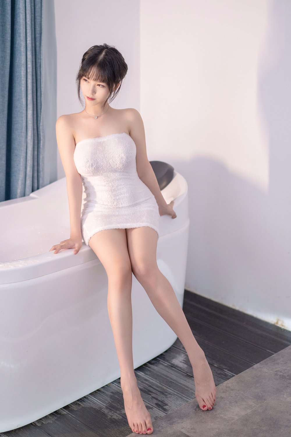 抖娘-利世 浴缸 [36P127M]-咪咪大车灯