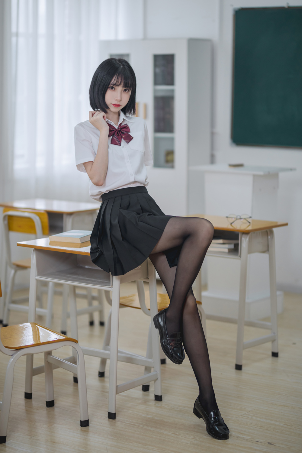 许岚LAN NO.001 教室jk黑丝 [40P-426MB]-咪咪大车灯