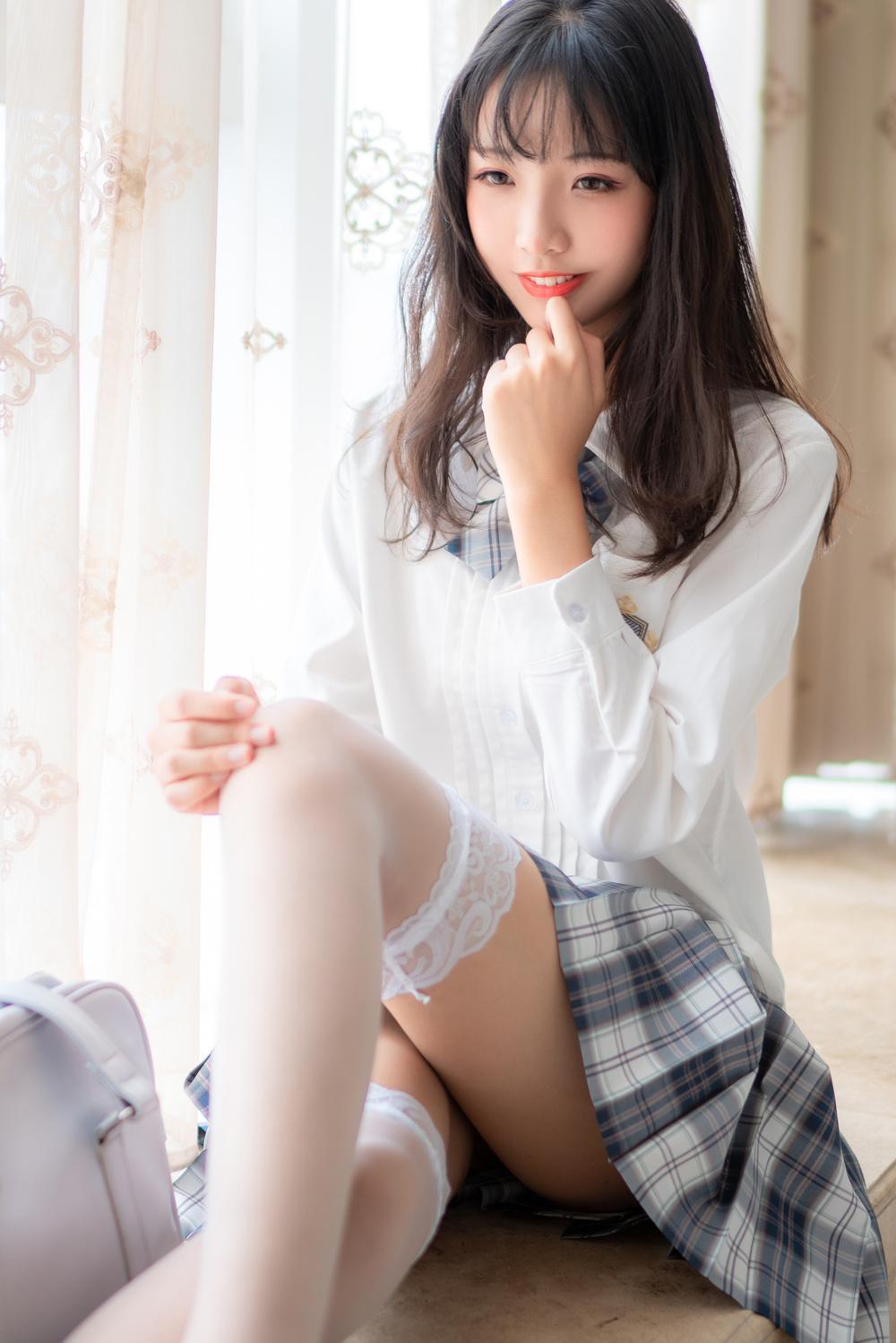 西瓜少女 VOL.022 JK格子裙 [23P-148MB]-咪咪大车灯
