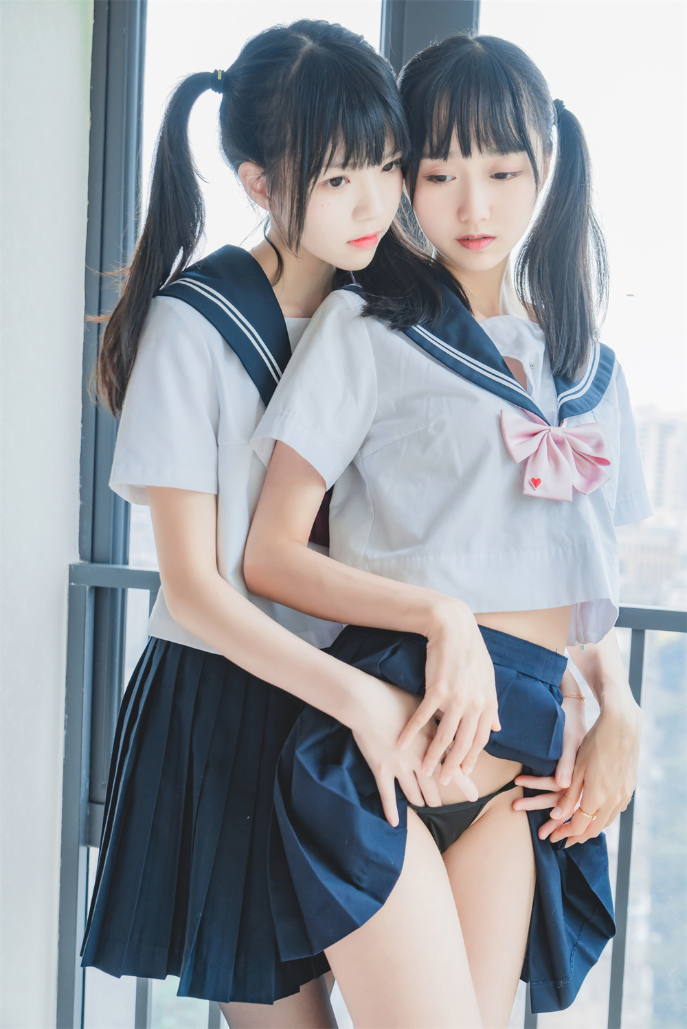 桜桃喵 VOL.056 [37P] 桜桃喵&木绵绵 – 她(制服×制服)-咪咪大车灯