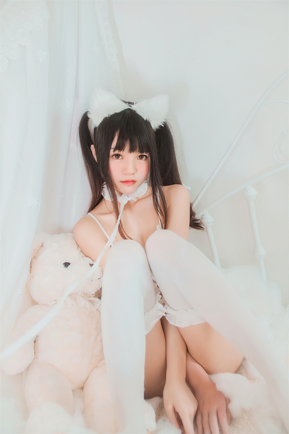 桜桃喵 VOL.024 [32P] 白猫-咪咪大车灯