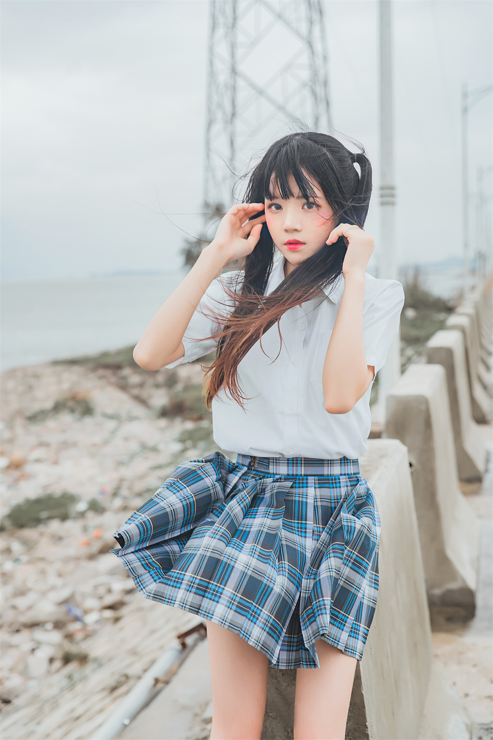 桜桃喵 VOL.022 [27P] 耳畔的风-咪咪大车灯