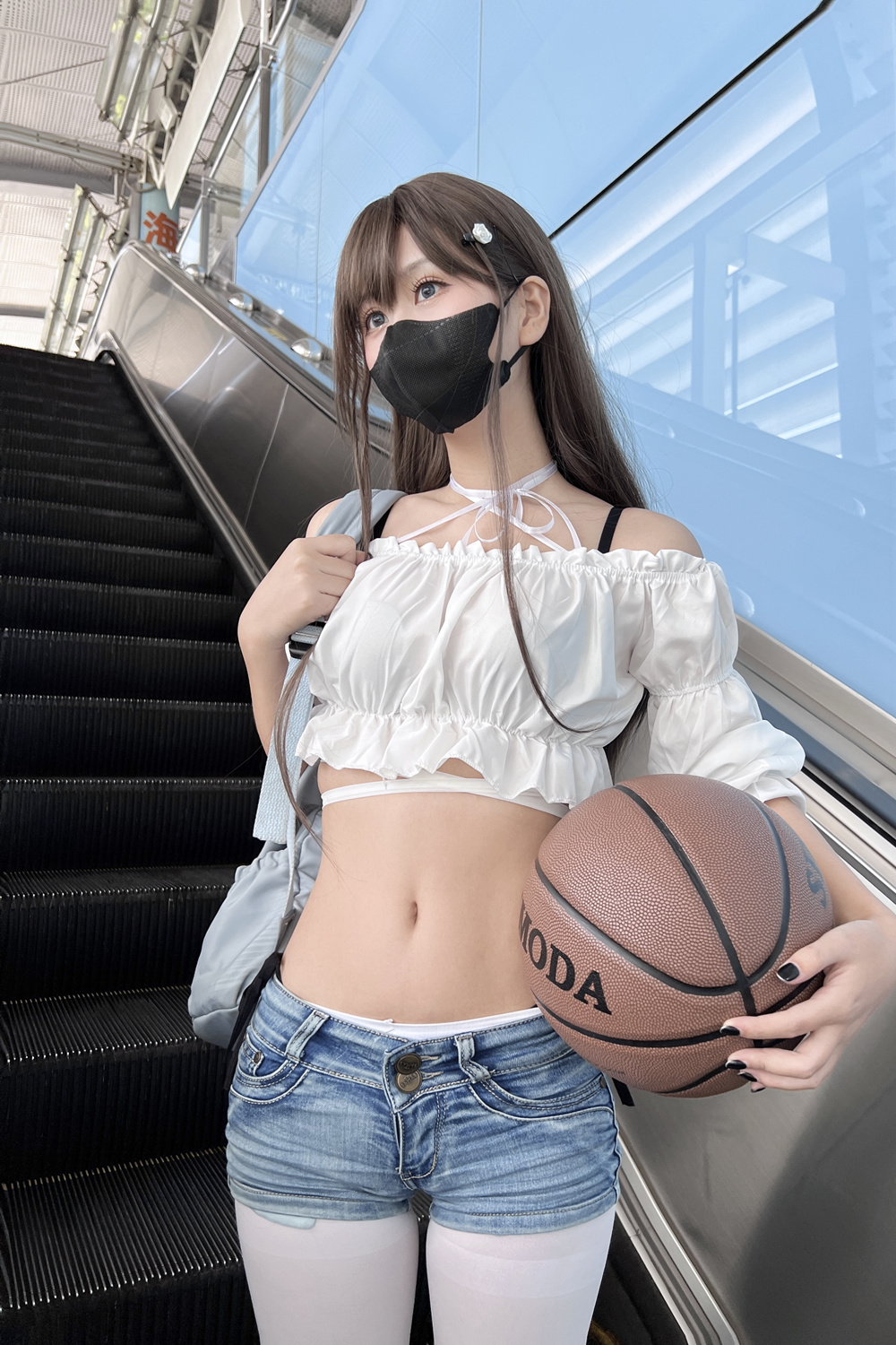 萌芽儿o0 NO.017 邻家小恶魔 [46P1V426M]-咪咪大车灯