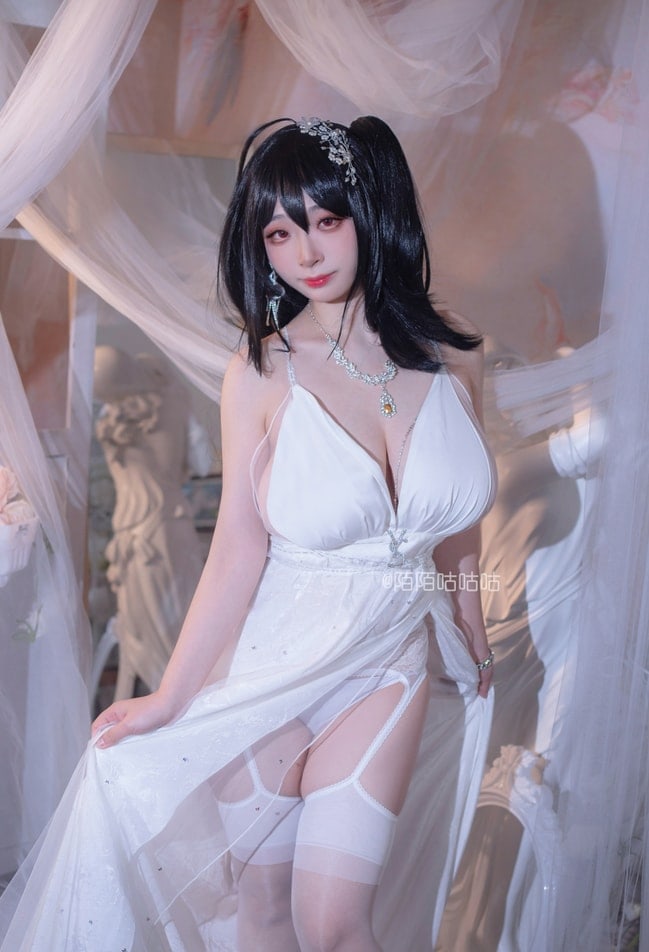 韶陌陌 – NO.023 大凤 婚纱