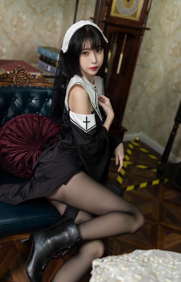 许岚LAN – NO.16 暗黑修女【40P/64M】-秀人网