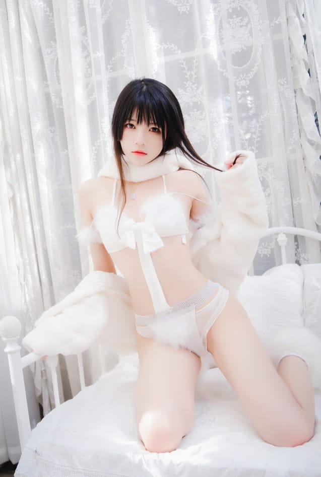 桜桃喵 – NO.138 小白兔[97P-1.37GB]-秀人网