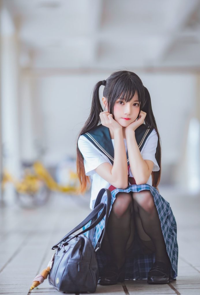 桜桃喵 – NO.196 雨恋 [28P-228MB]-秀人网